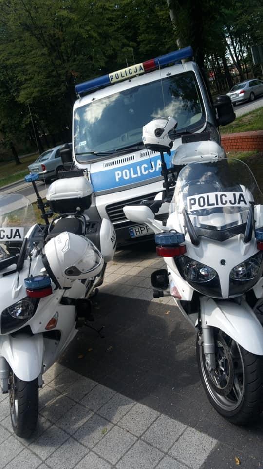 W Zgierzu trwają wojewódzkie obchody święta policji. Komenda powiatowa odebrała ...